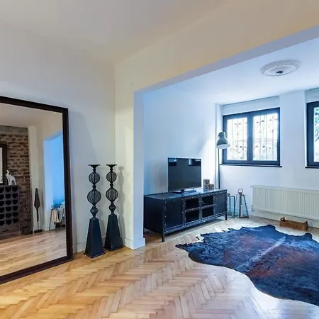 Trendy Cool Stylish 1bed1bath Terrace Home! #127 דירה איסטמבול