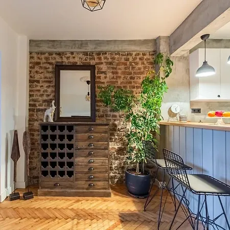 Trendy Cool Stylish 1bed1bath Terrace Home! #127